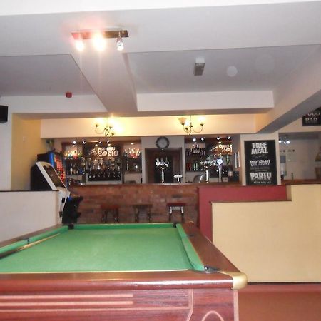 Oyo Main Top Hotel Widnes Extérieur photo