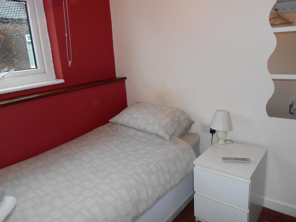 Oyo Main Top Hotel Widnes Chambre photo