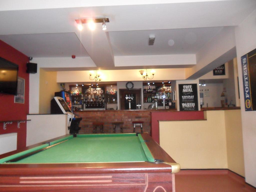 Oyo Main Top Hotel Widnes Extérieur photo